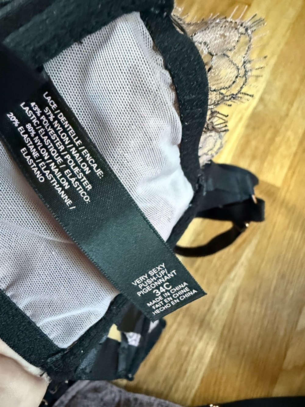 Victoria's Secret Very Sexy Push Up Lingerie - Picture 6 of 11